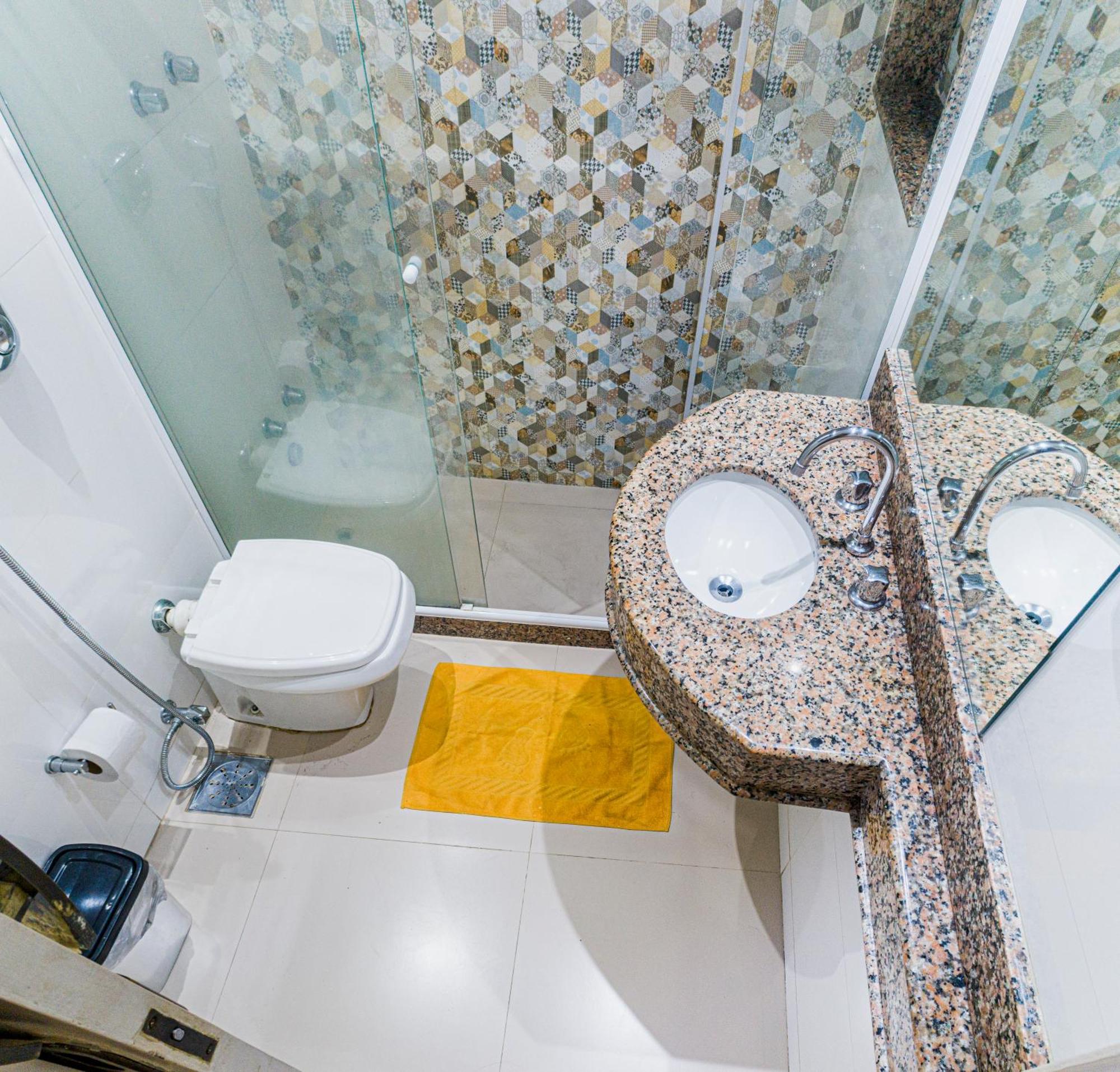 Apartamento Completo Na Praia De Copacabana 02 Quartos Com Vista Lateral Mar Em Andar Alto, Ar, Wifi , Netflix, Pauloangerami Rmvc18 Rio de Janeiro Exterior photo