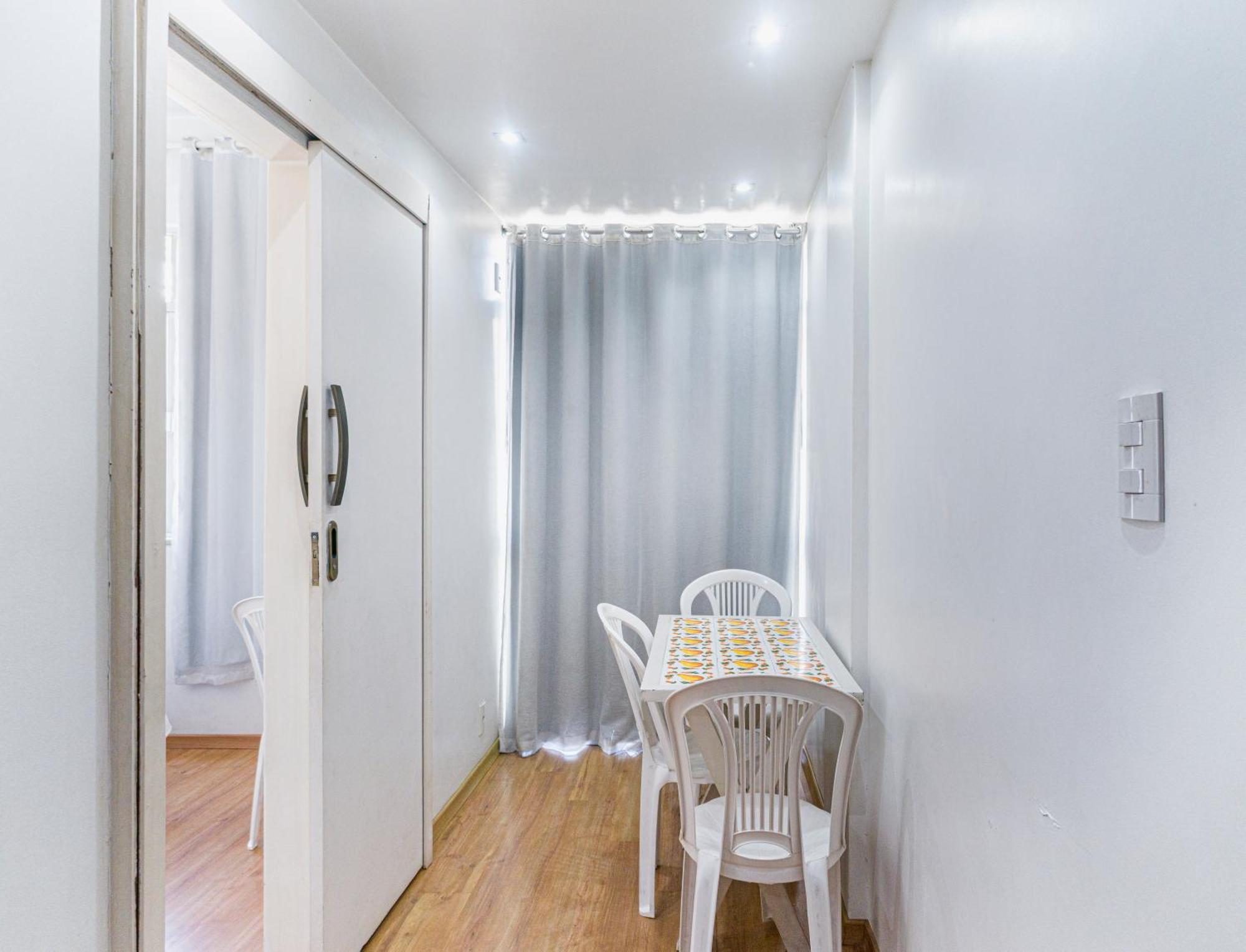 Apartamento Completo Na Praia De Copacabana 02 Quartos Com Vista Lateral Mar Em Andar Alto, Ar, Wifi , Netflix, Pauloangerami Rmvc18 Rio de Janeiro Exterior photo