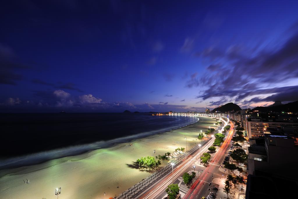 Apartamento Completo Na Praia De Copacabana 02 Quartos Com Vista Lateral Mar Em Andar Alto, Ar, Wifi , Netflix, Pauloangerami Rmvc18 Rio de Janeiro Exterior photo